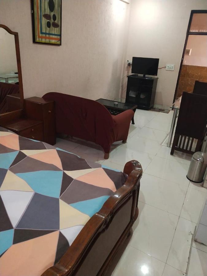 Mufis Homestay, Emerald Compound, New Palam Vihar-2 Gurgaon Esterno foto