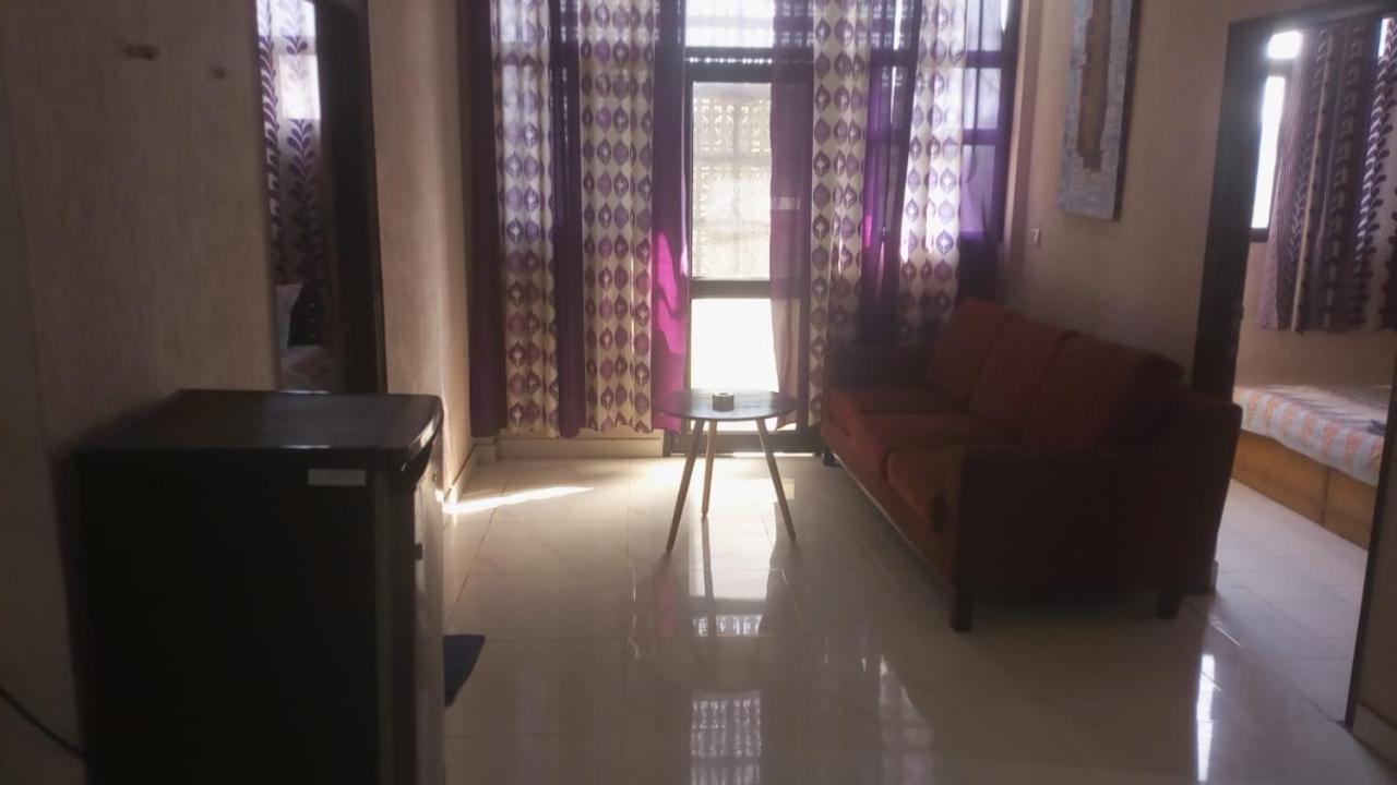 Mufis Homestay, Emerald Compound, New Palam Vihar-2 Gurgaon Esterno foto