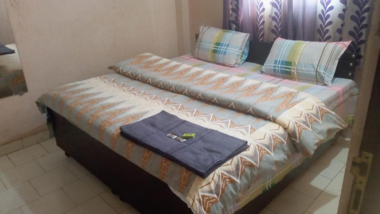Mufis Homestay, Emerald Compound, New Palam Vihar-2 Gurgaon Esterno foto