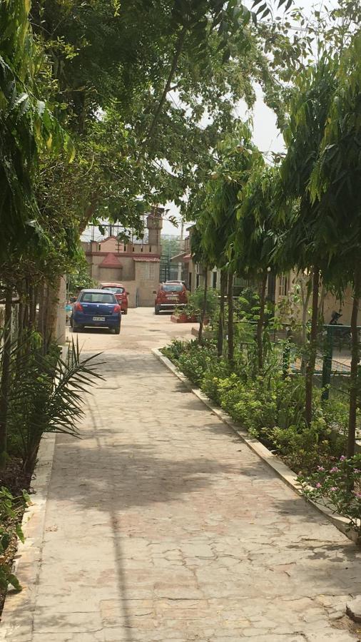 Mufis Homestay, Emerald Compound, New Palam Vihar-2 Gurgaon Esterno foto